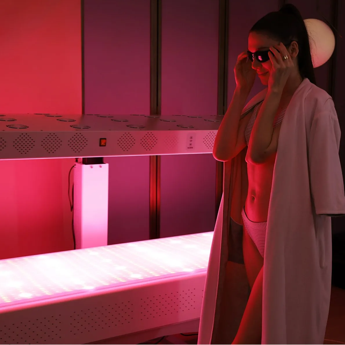 High-Intensity Red Light Therapy Bed for Clinics and Professionals